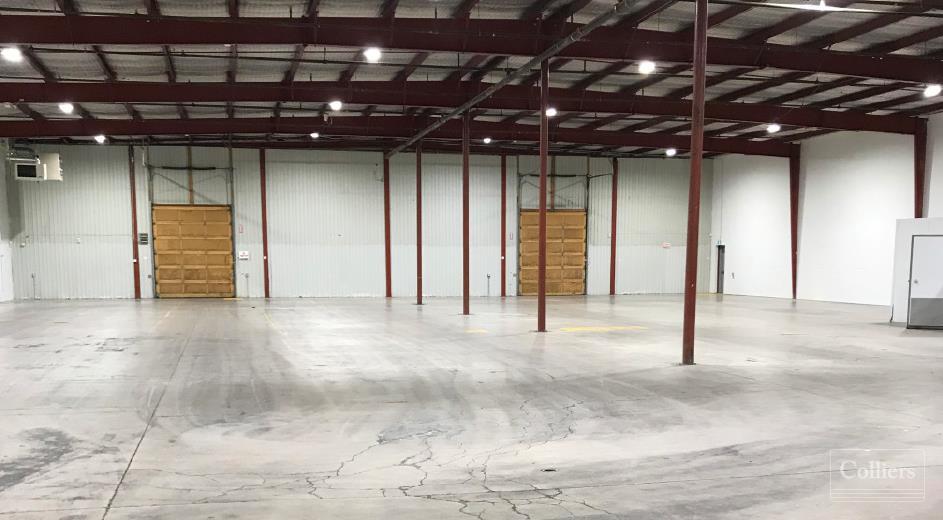 Clean warehouse perfect for shipping and receiving - #4
