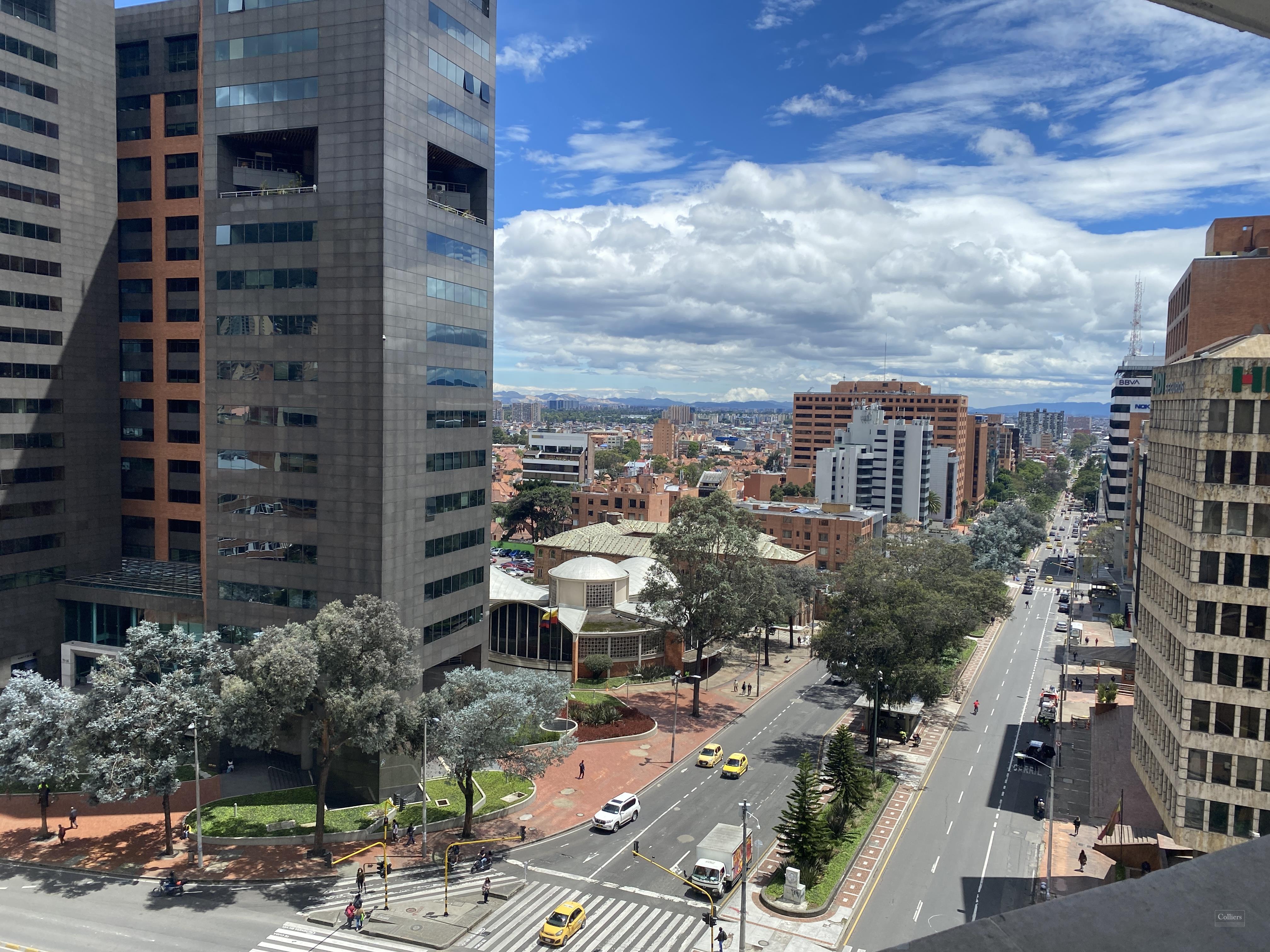 Oficina 1001 Edificio Mazuera Disponible Venta y Renta - #1