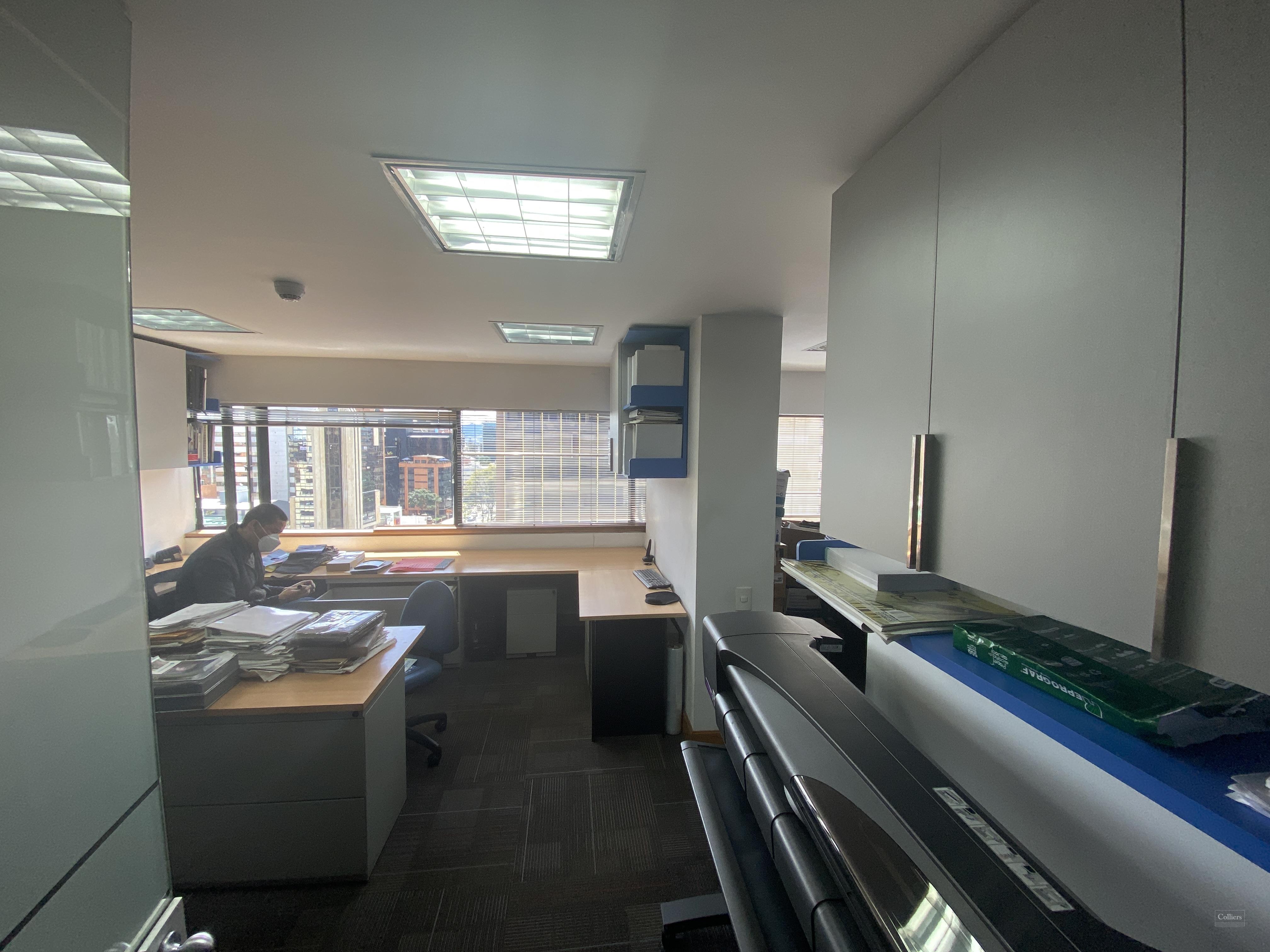 Oficina 1001 Edificio Mazuera Disponible Venta y Renta - #7