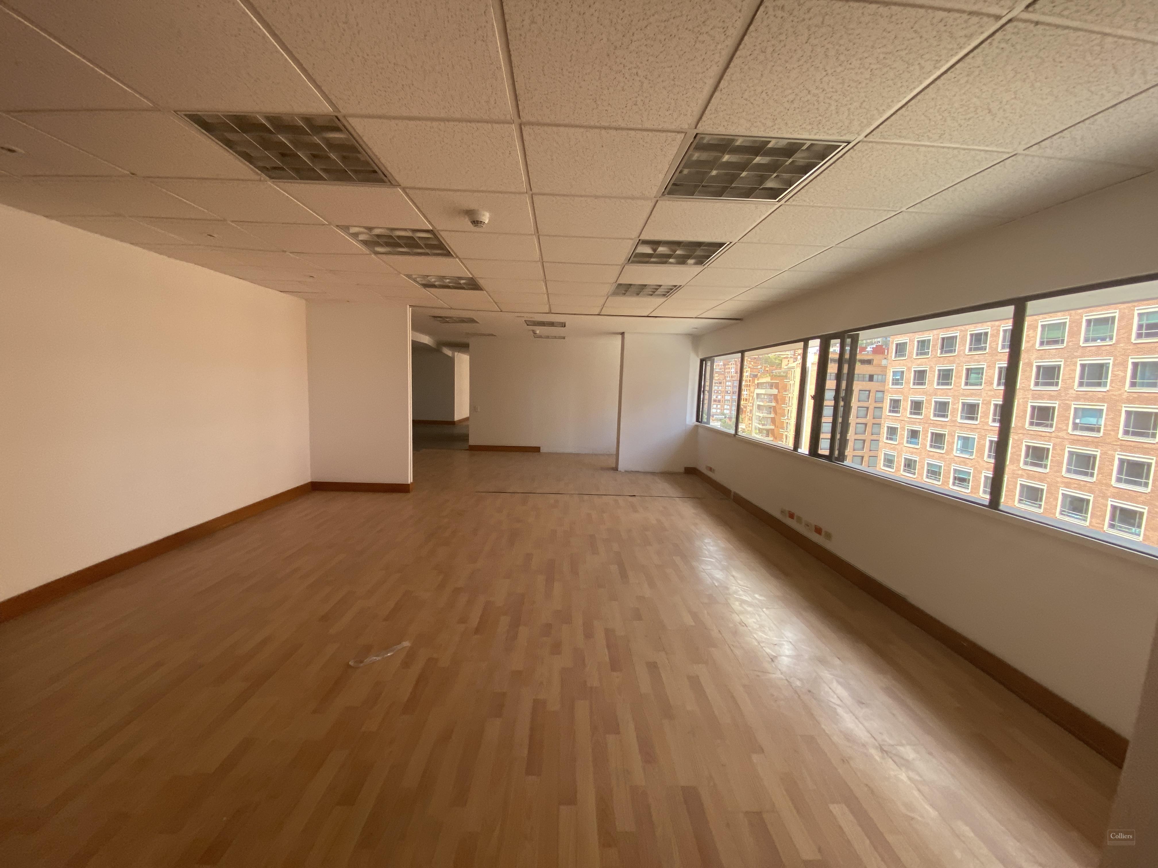 Oficina 1001 Edificio Mazuera Disponible Venta y Renta - #18