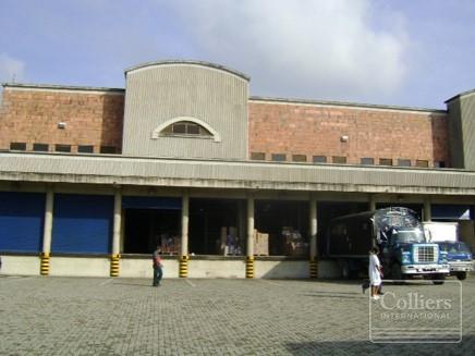 Bodega disponible en venta en Barranquilla Zona industrial Calle 30 - #4