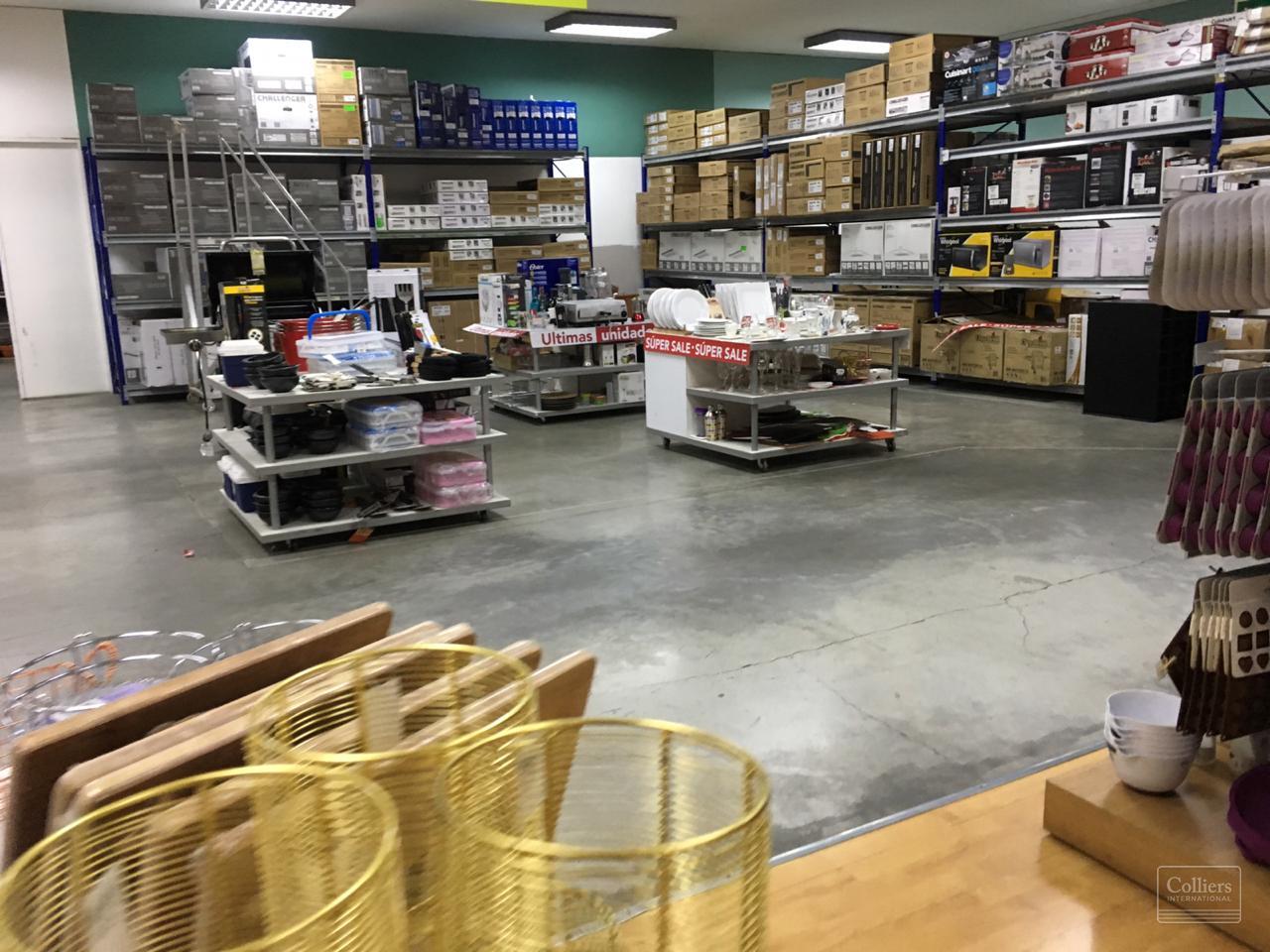 Habitat Store La Floresta Local Disponible - #3