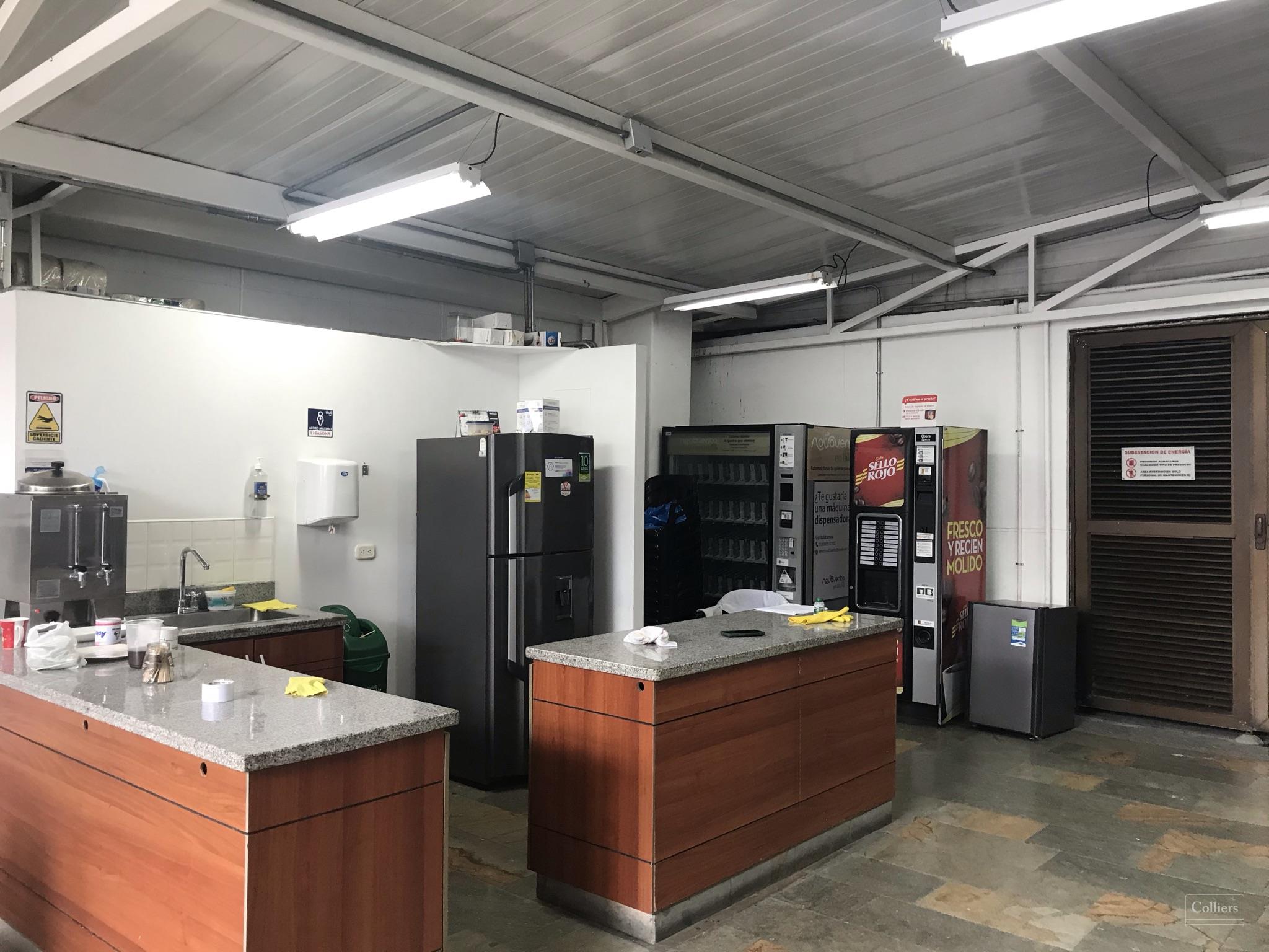 Oficinas en Venta Avenida Mall - #7