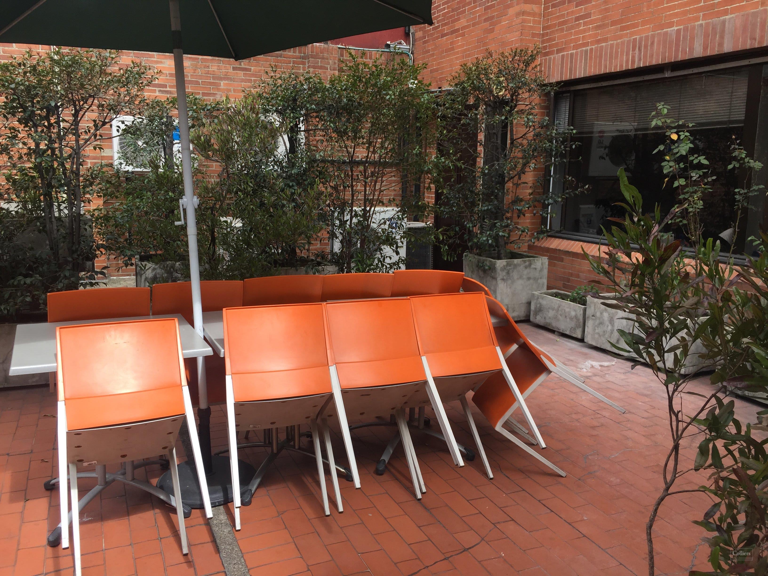 Oficina Piso 2 Torre 77 - #15