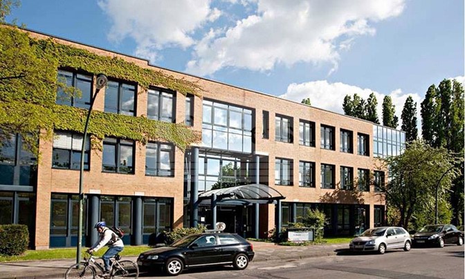 Wahlerpark! Helle und funktionale Büroflächen, umgeben von ausgiebigen Grünflächen! - #1