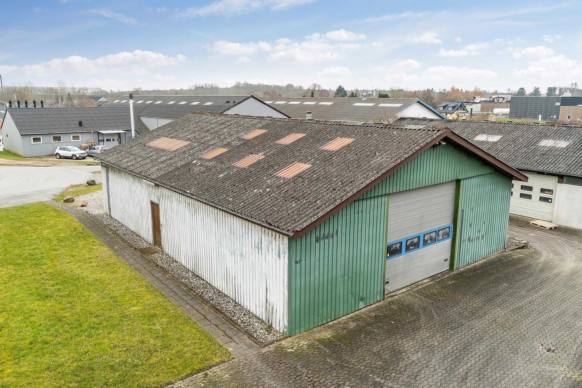 Erhvervsejendom i Aarhus Syd sælges - #2