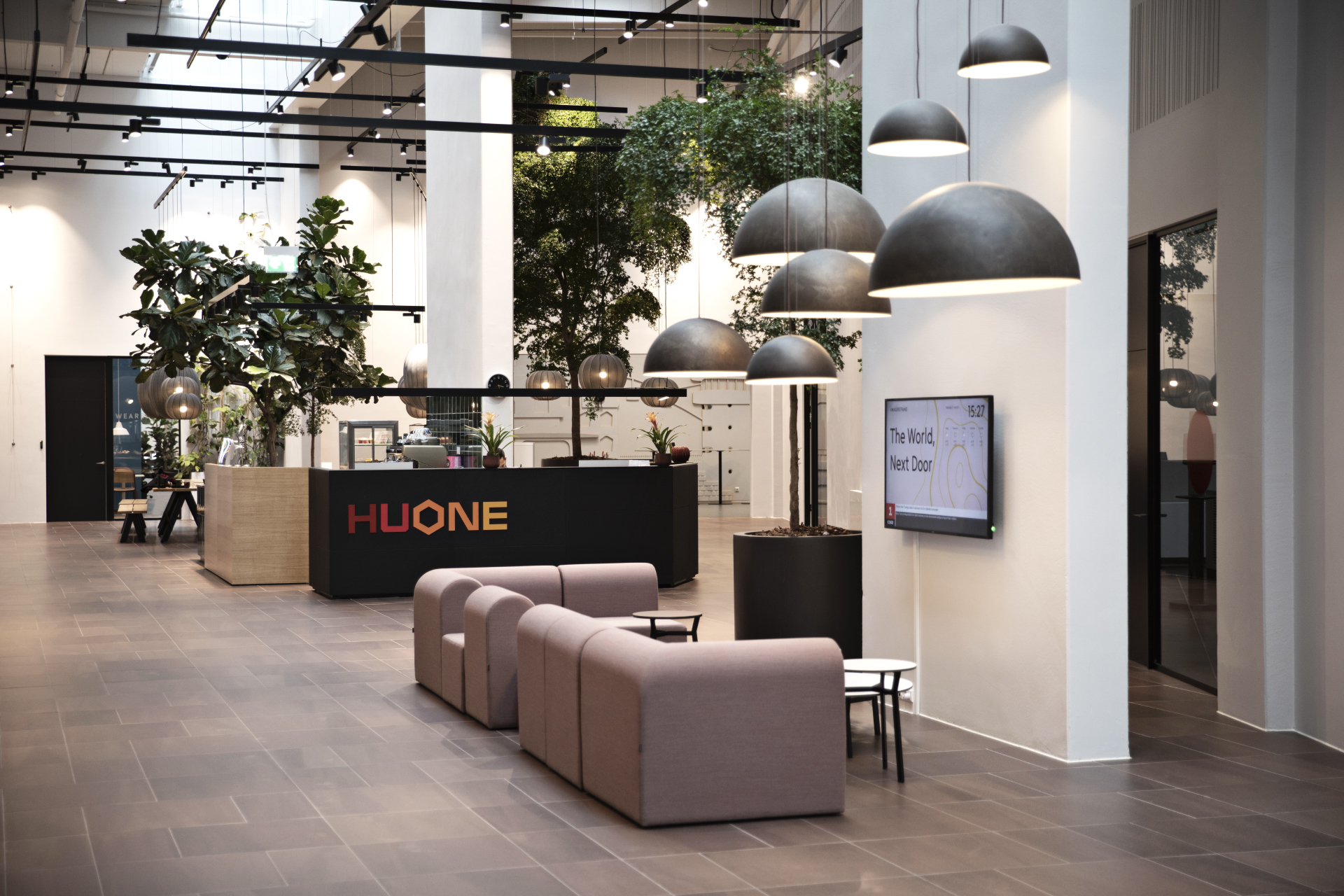 Moderne kontor med strategisk placering - #2