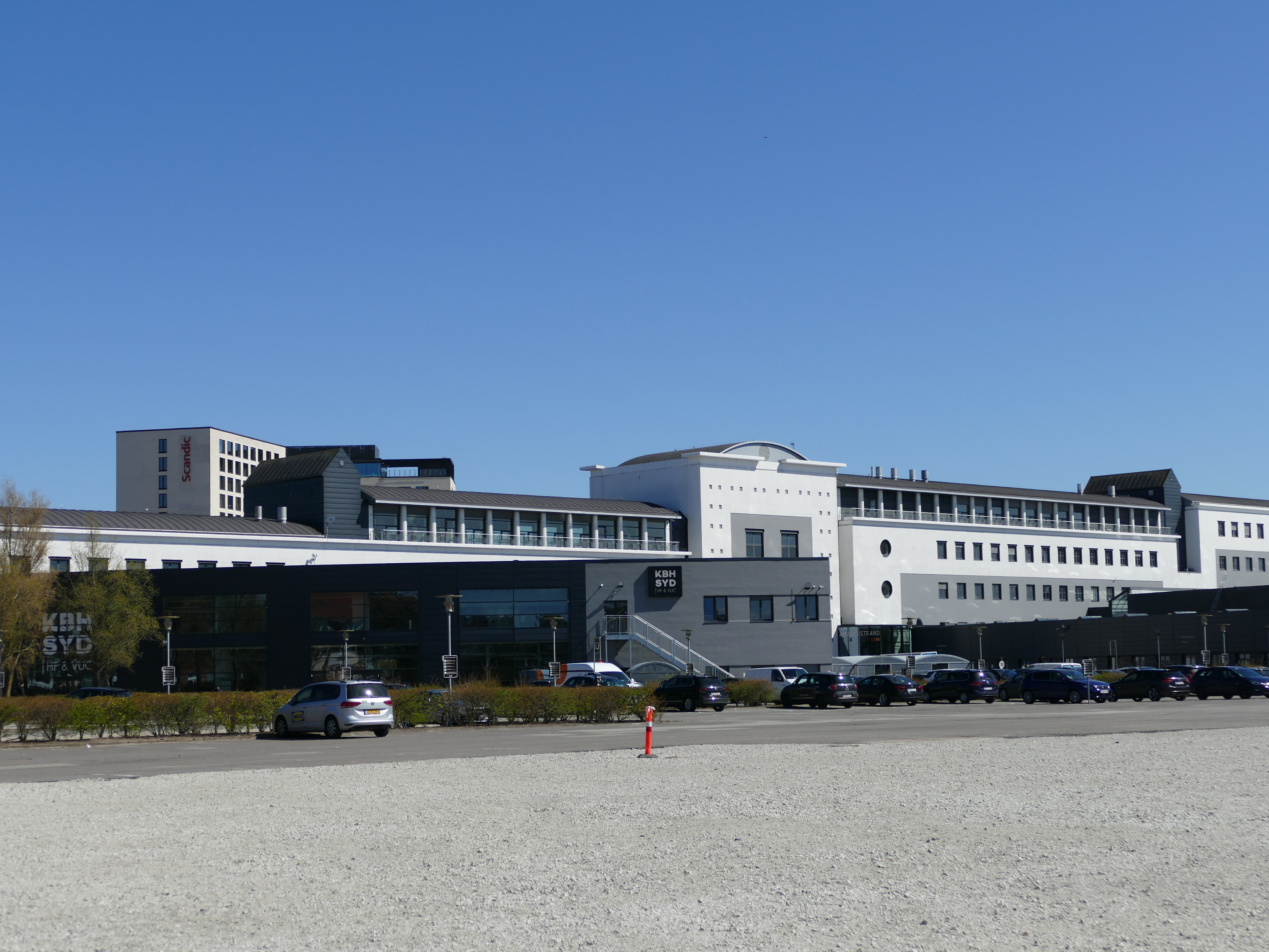 Moderne kontor med strategisk placering - #13