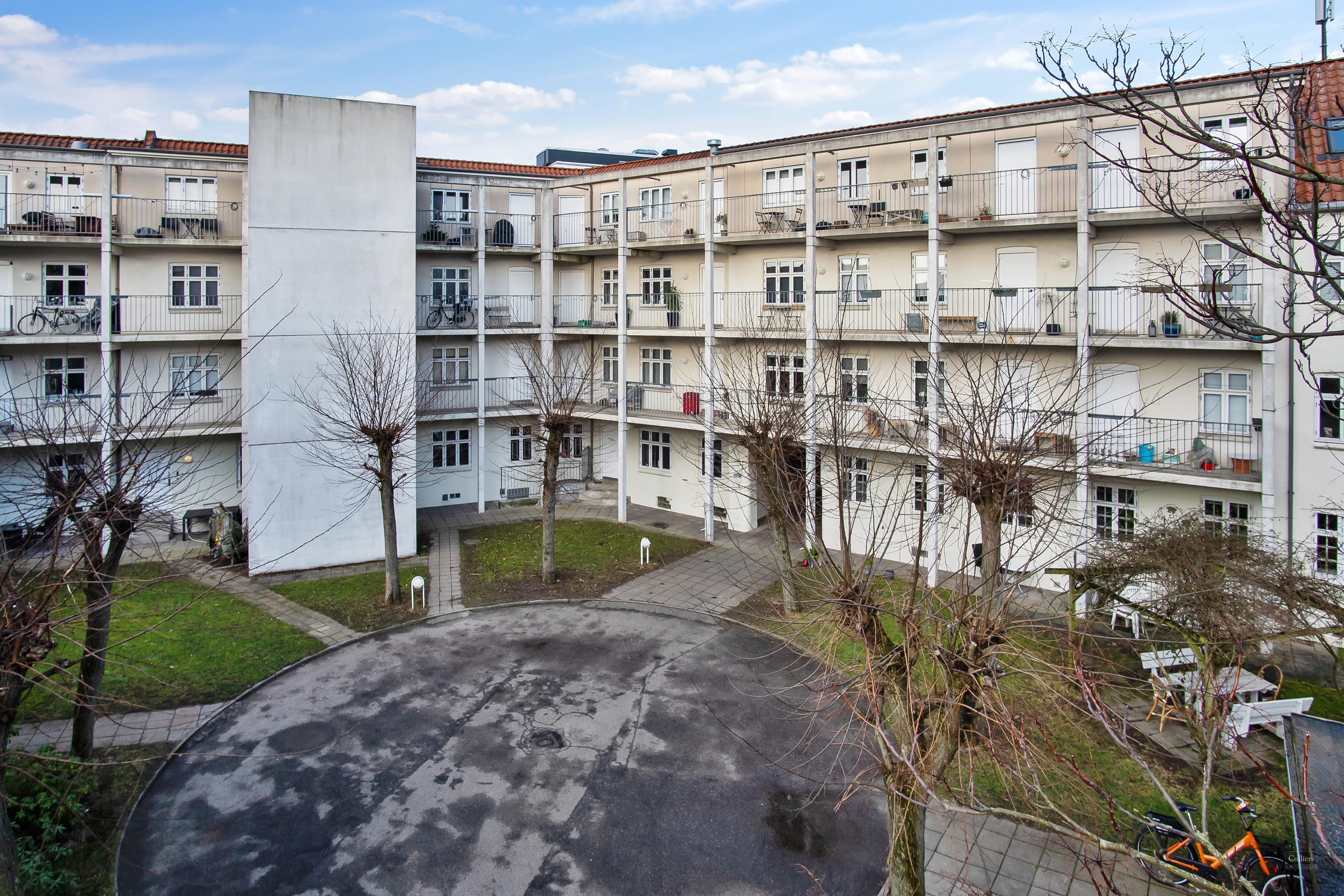 Butik med central placering sælges - #3