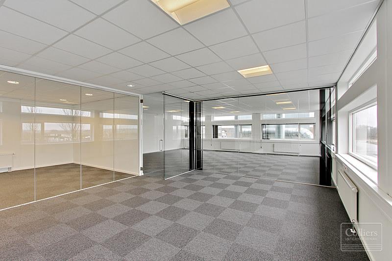 Velindrettede kontorlokaler udlejes - #6