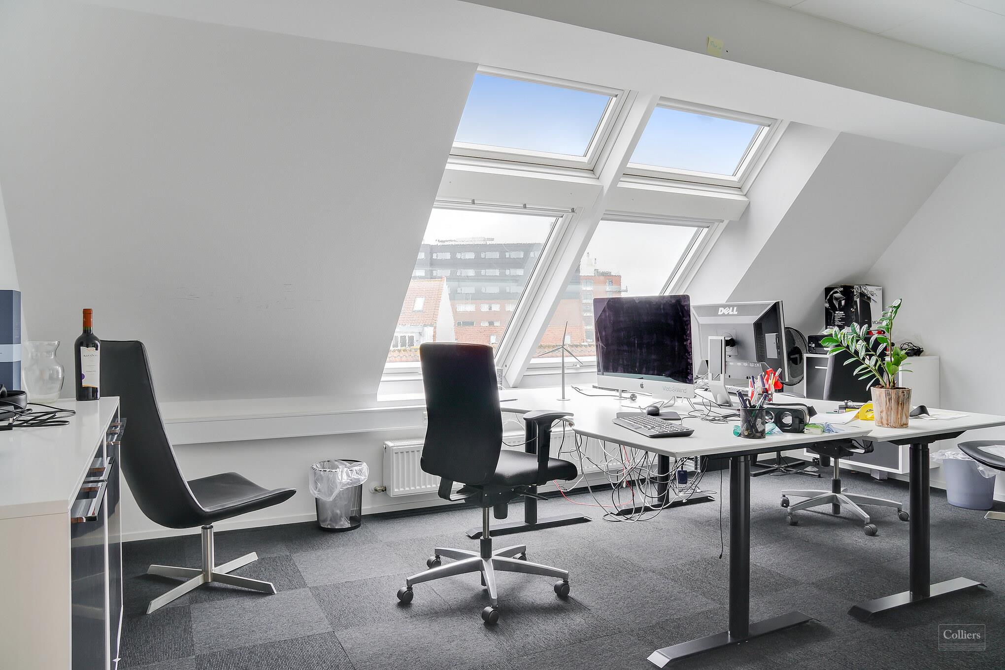 Centralt beliggende kontorejendom sælges - #6