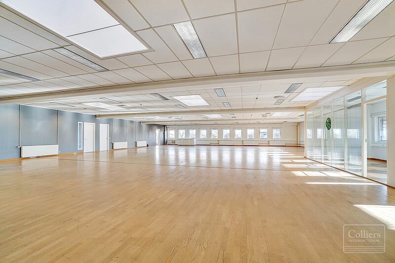 Kontor-/lagerejendom udlejes - #9