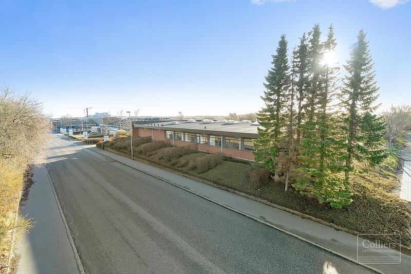 Kontor-/lagerejendom udlejes - #6