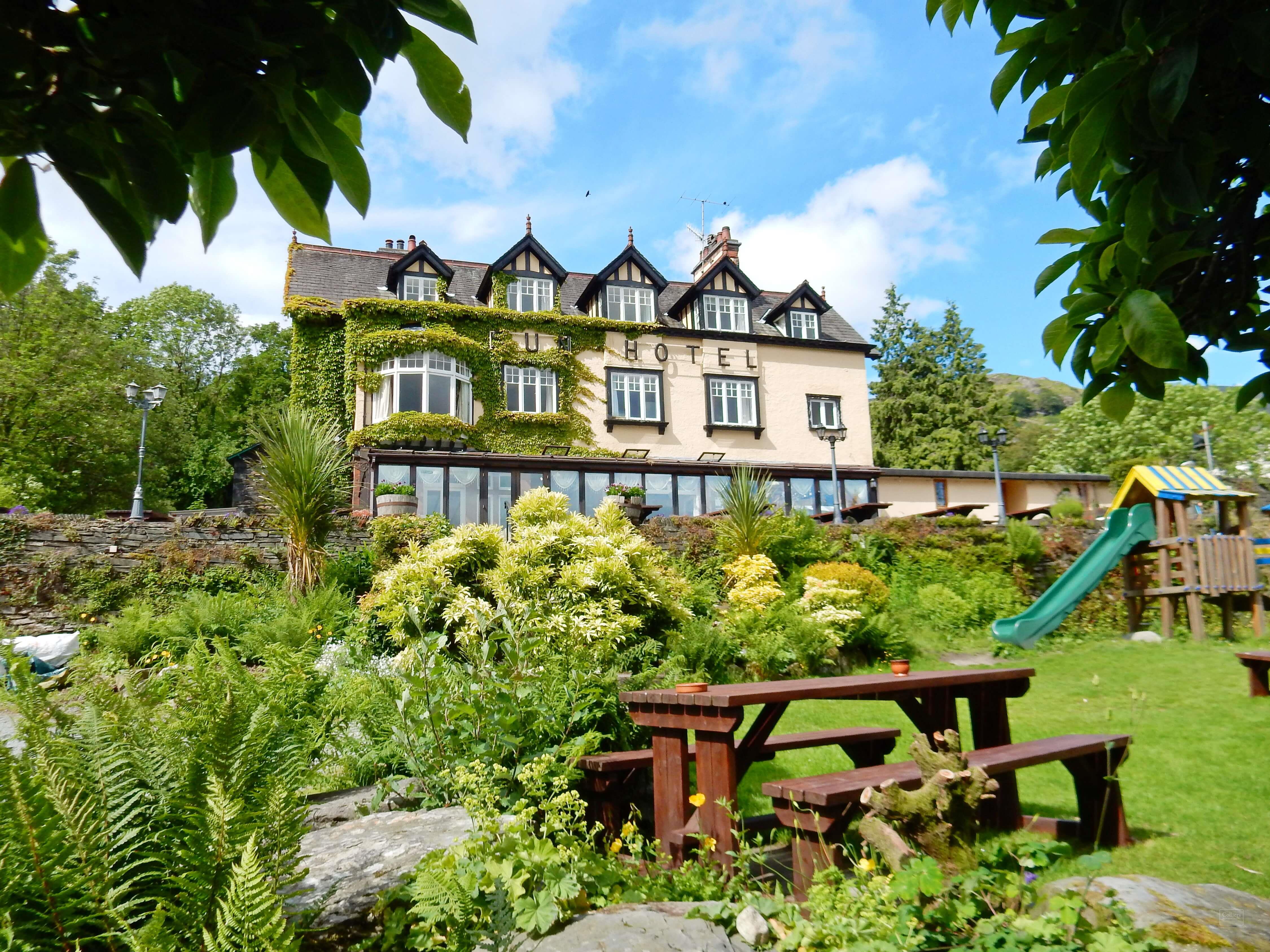 Iconic 4 Star country inn for sale in Lake District honeypot village - #1
