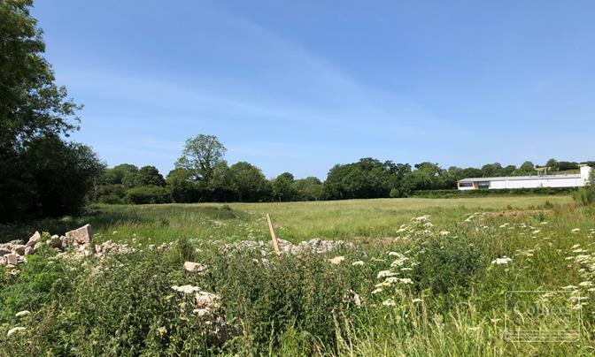 Land with Commercial Development Potential, Saxon Way, Wincanton BA9 9RT - #1