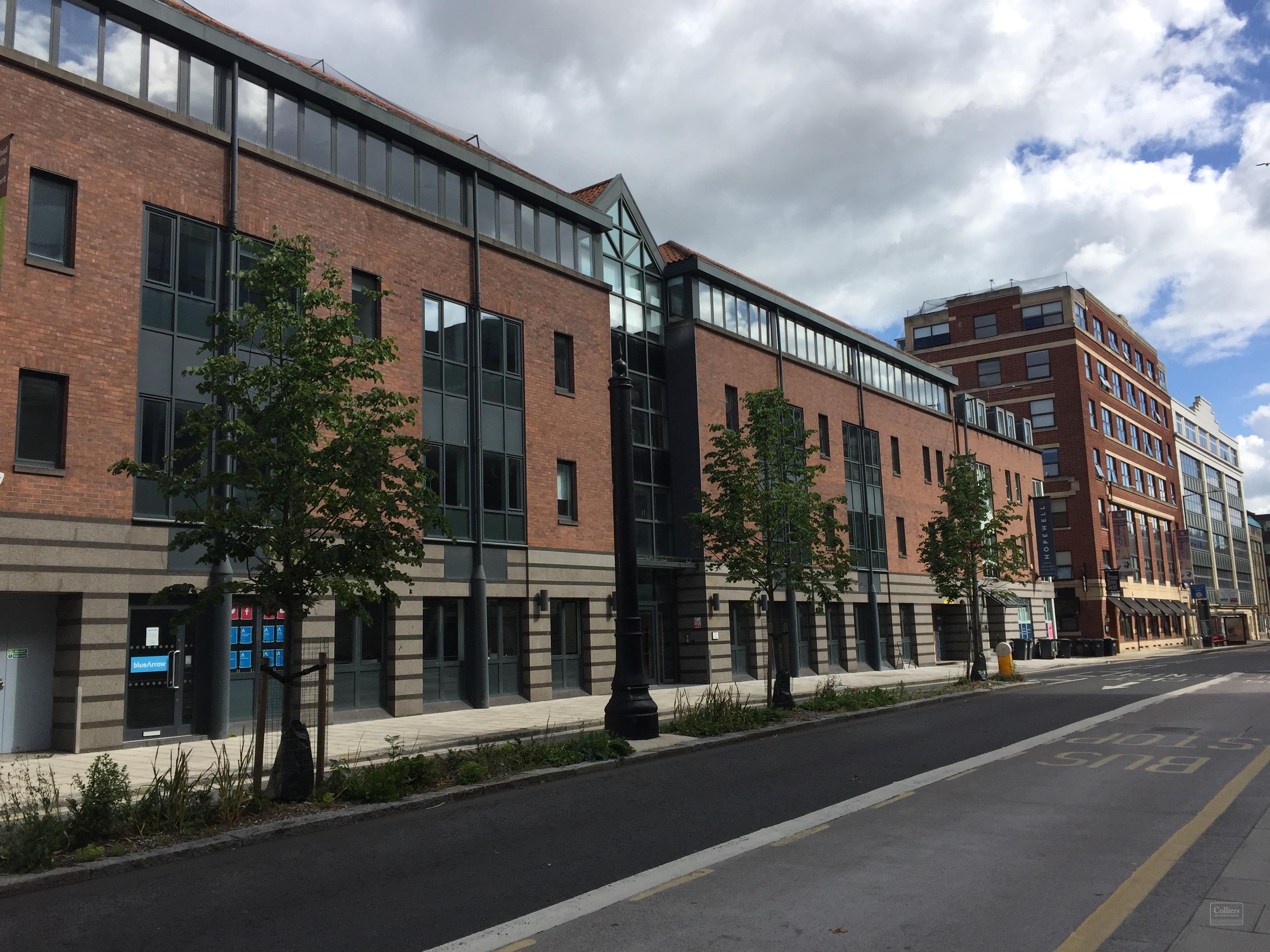 Excellent office space located between Queen Square and Harbourside. - #1