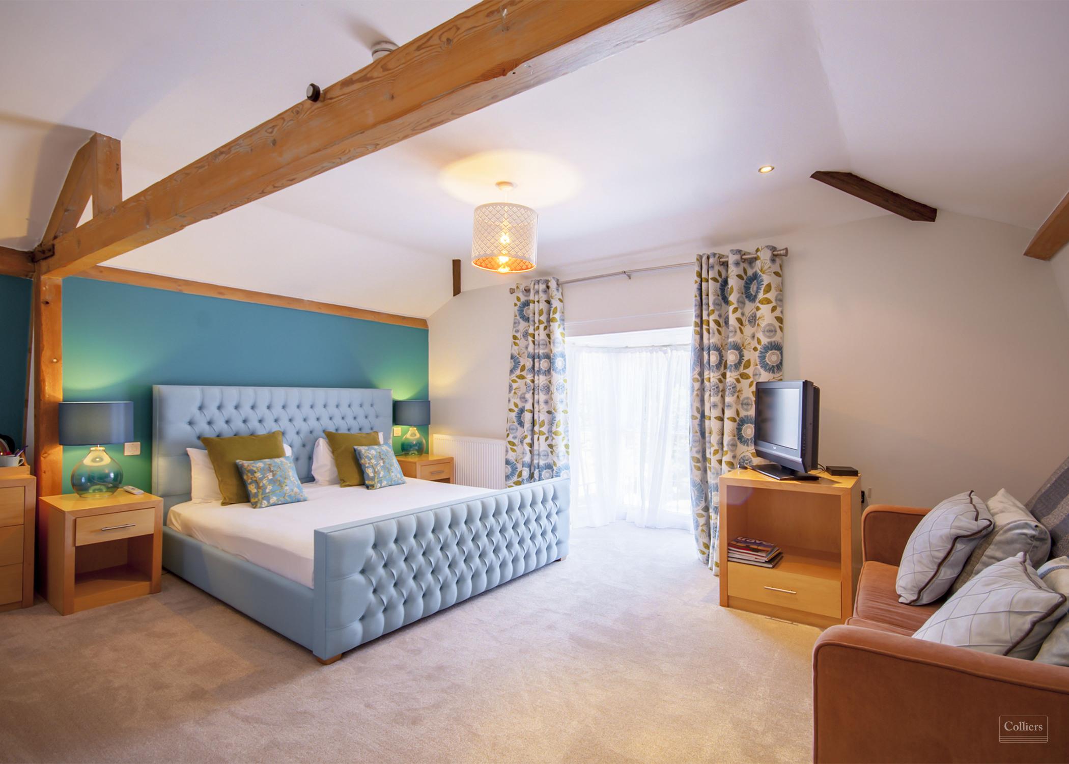 Stunning town house hotel for sale in Highworth nr. Swindon - #5
