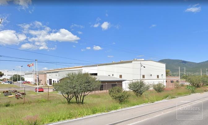 Nave industrial en venta en Parque Industrial Querétaro, Querétaro - #1