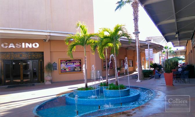 Locales Comerciales en Renta, Plaza Punto Mochis, Sinaloa - #1