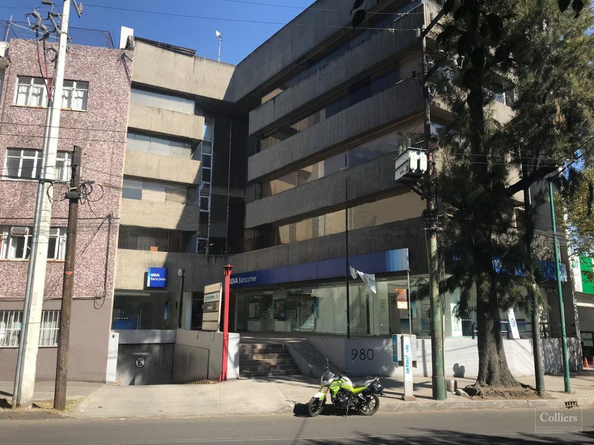 Venta de edificio en Miguel Angel de Quevedo 980 Coyoacán, CDMX - #1