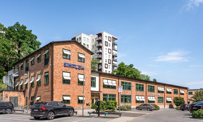 Modernt kontor intill Saltsjön i Nacka - #1