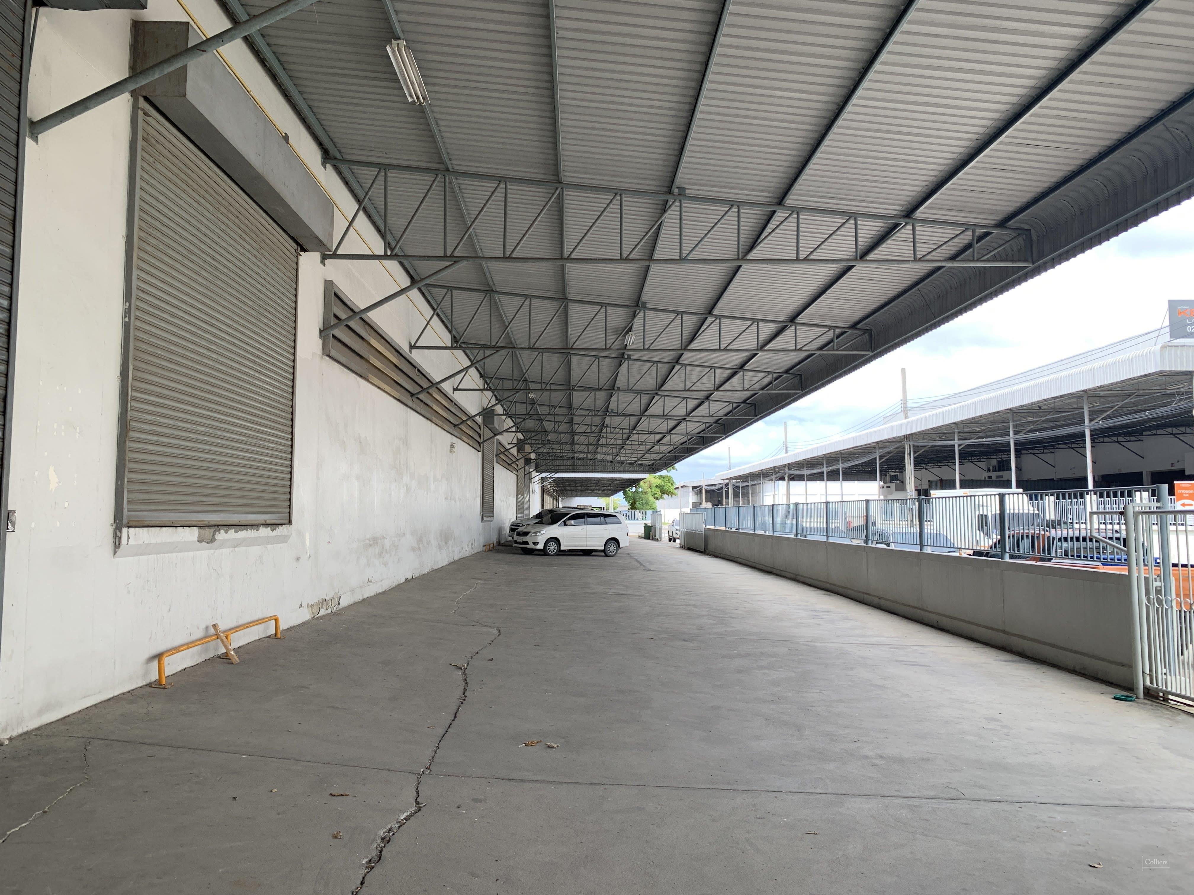 Warehouse/factory near Bangplee IE, on Sp. 1006 road, Samut Prakarn. - #1