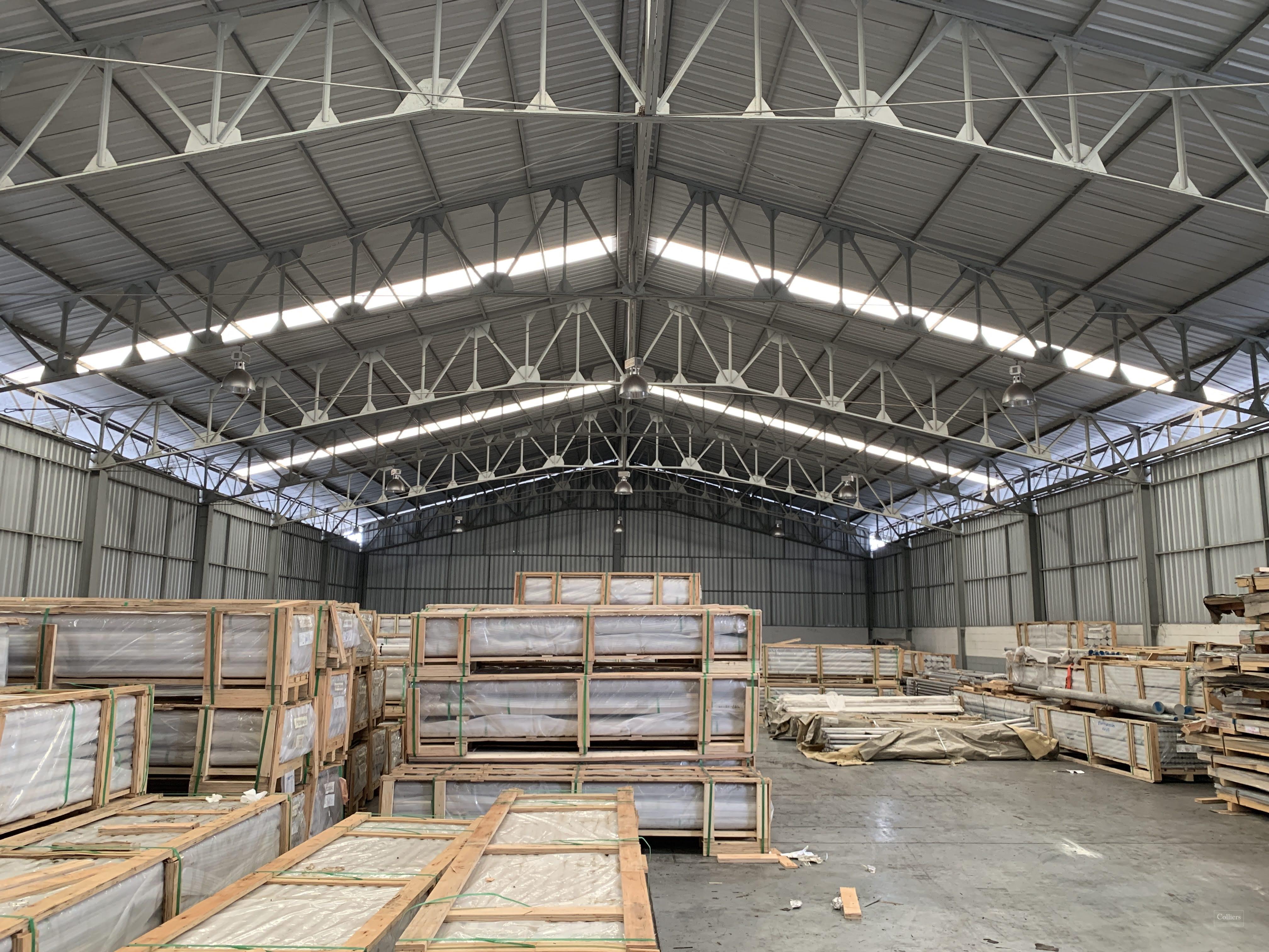 Warehouse in Lad Krabang industrial estate, Lad Krabang, Bangkok. - #1