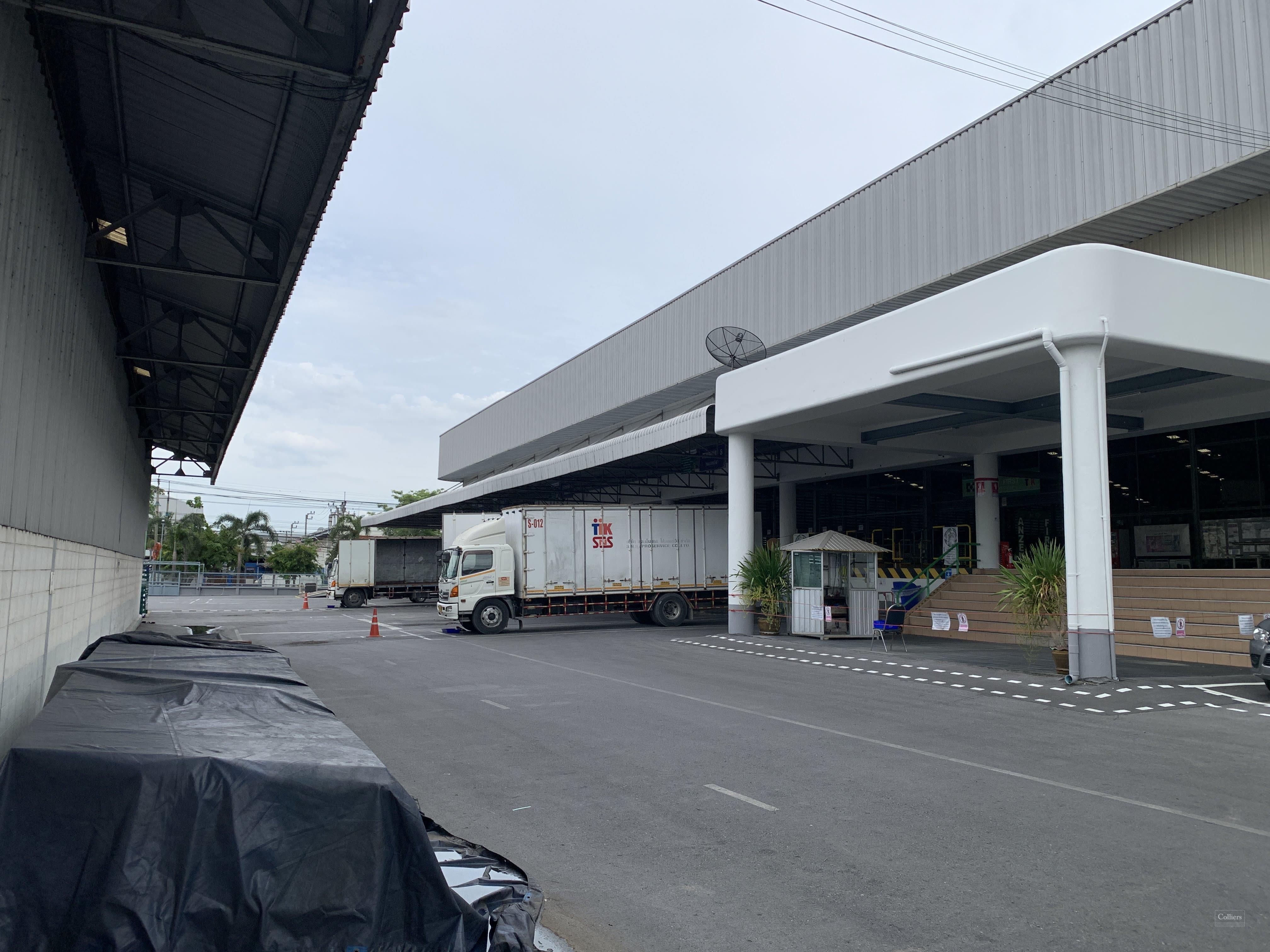 Warehouse in Lad Krabang industrial estate, Lad Krabang, Bangkok. - #3