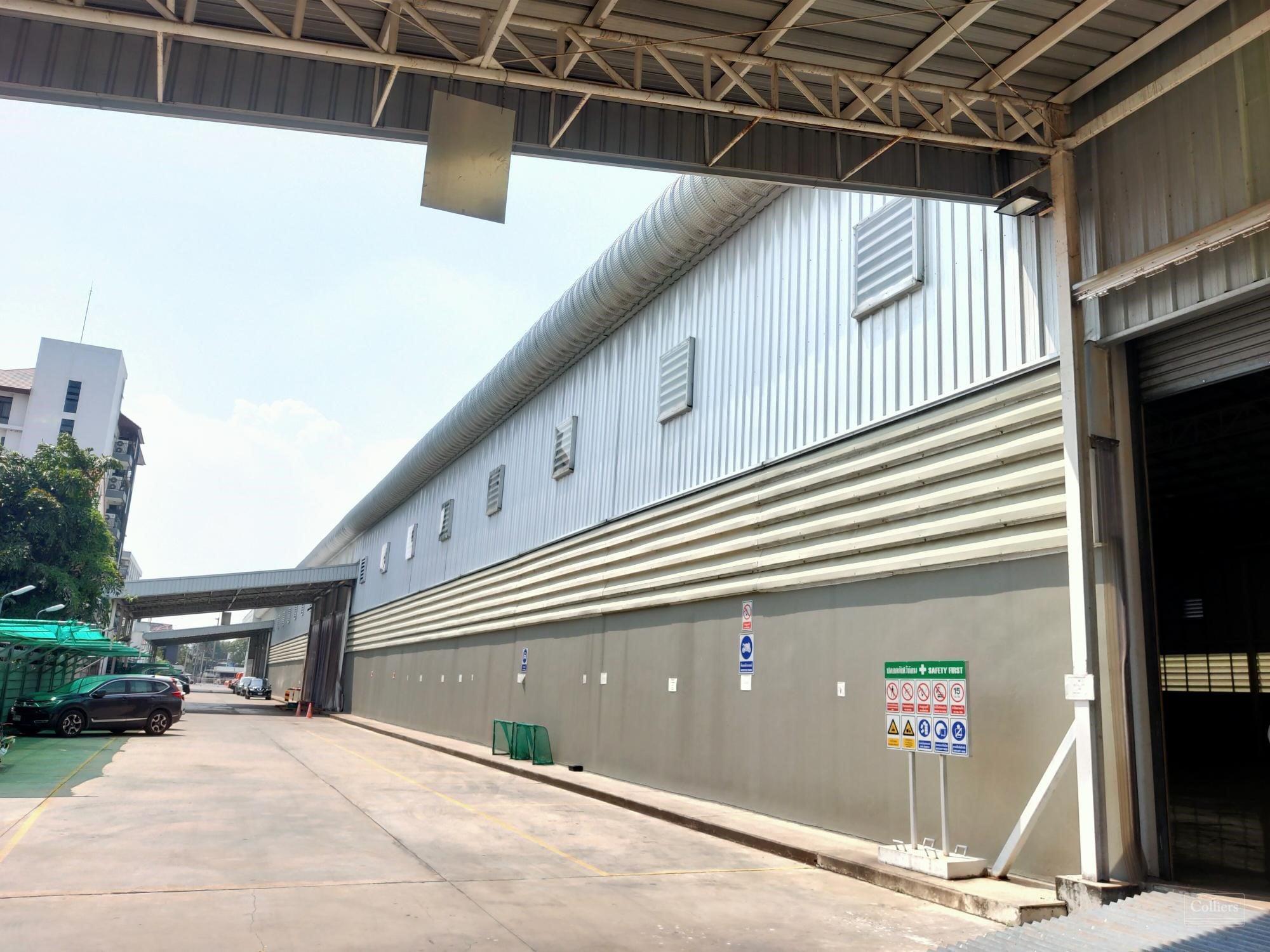 Warehouse 1,800 sq.m on Pracha Chuen road, Bang Sue, Bangkok - #2
