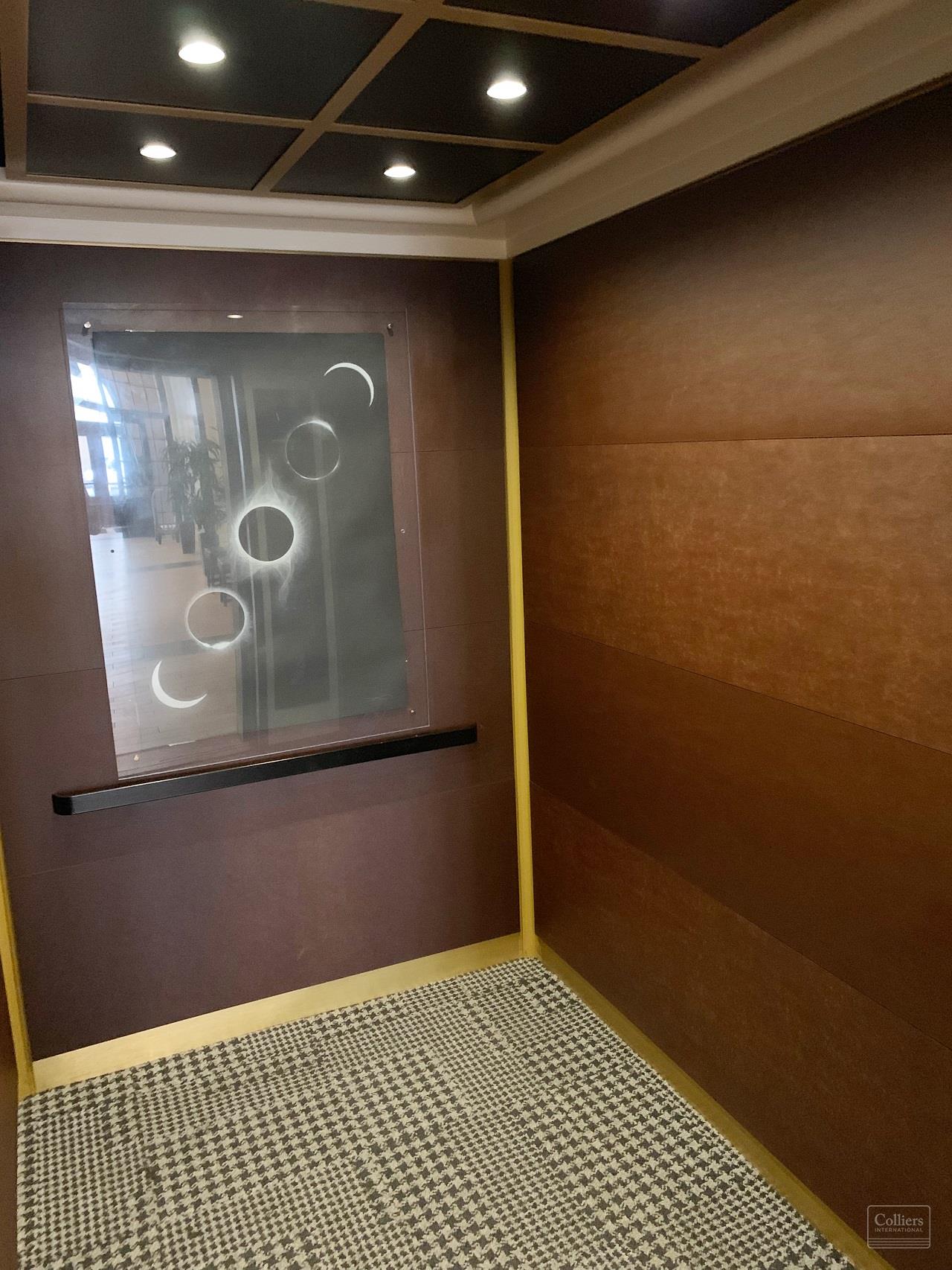 Newly Renovated — Century Building - #5