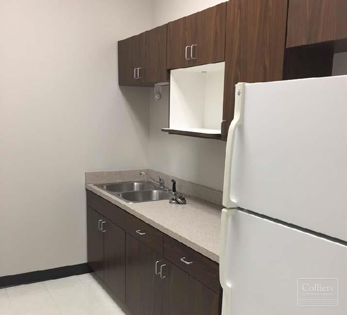 Crane Served Office Warehouse - #4