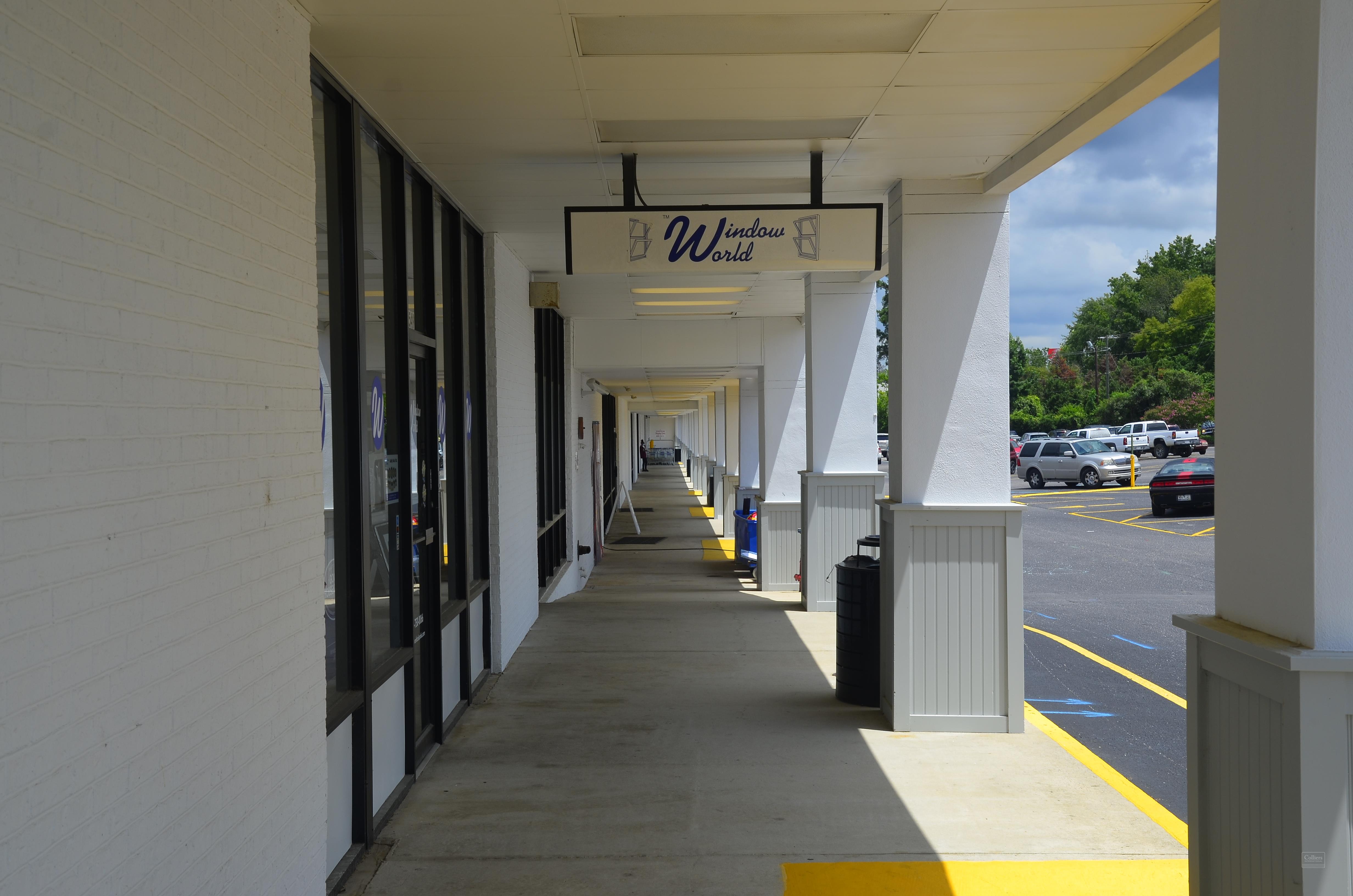 Richardson Plaza - ±5,080 SF to ±6,720 SF available - #4