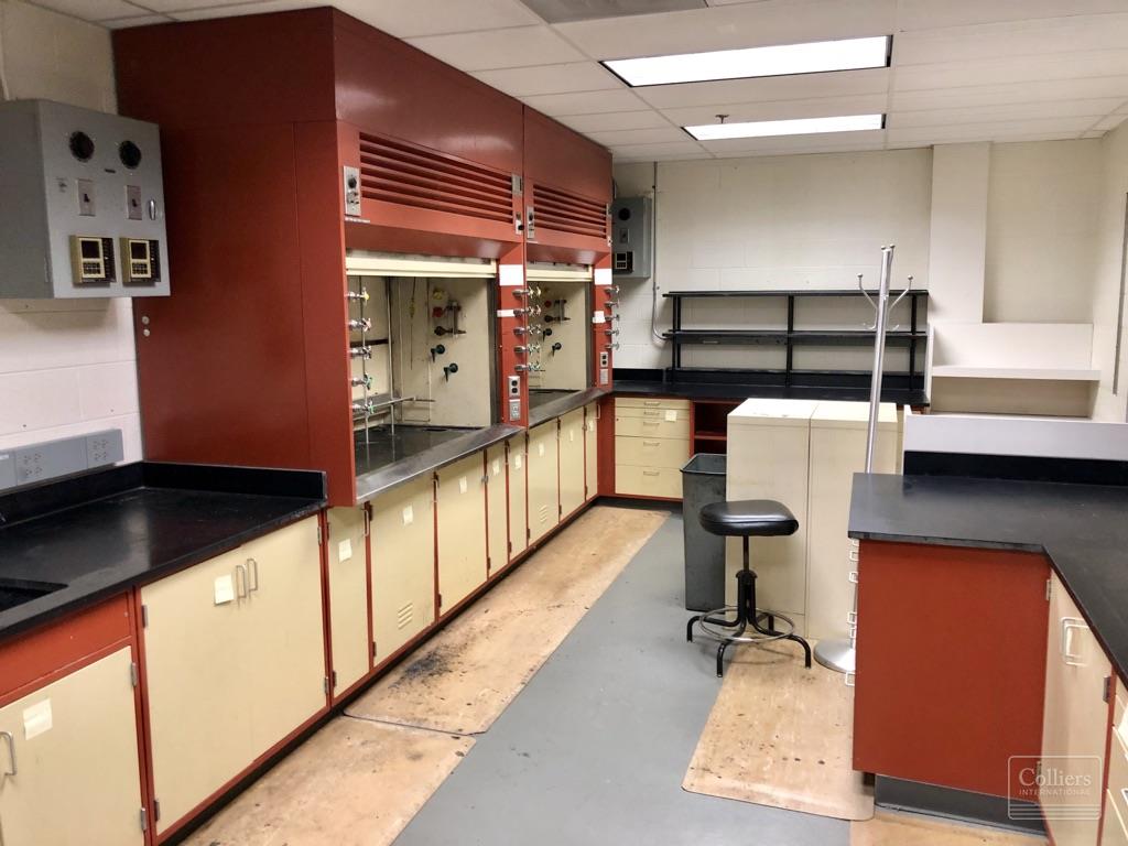 Warehouse/Office/Lab Space for Lease - #6