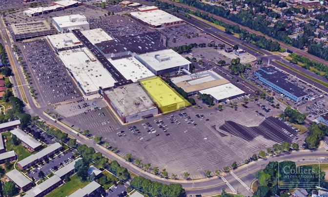 Kohl's Valley Stream - Prime Retail Space - #1