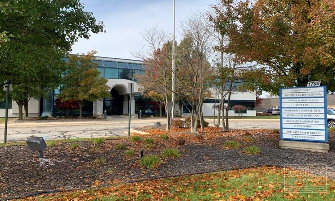 Office Space in Woodland Tech Center - #1