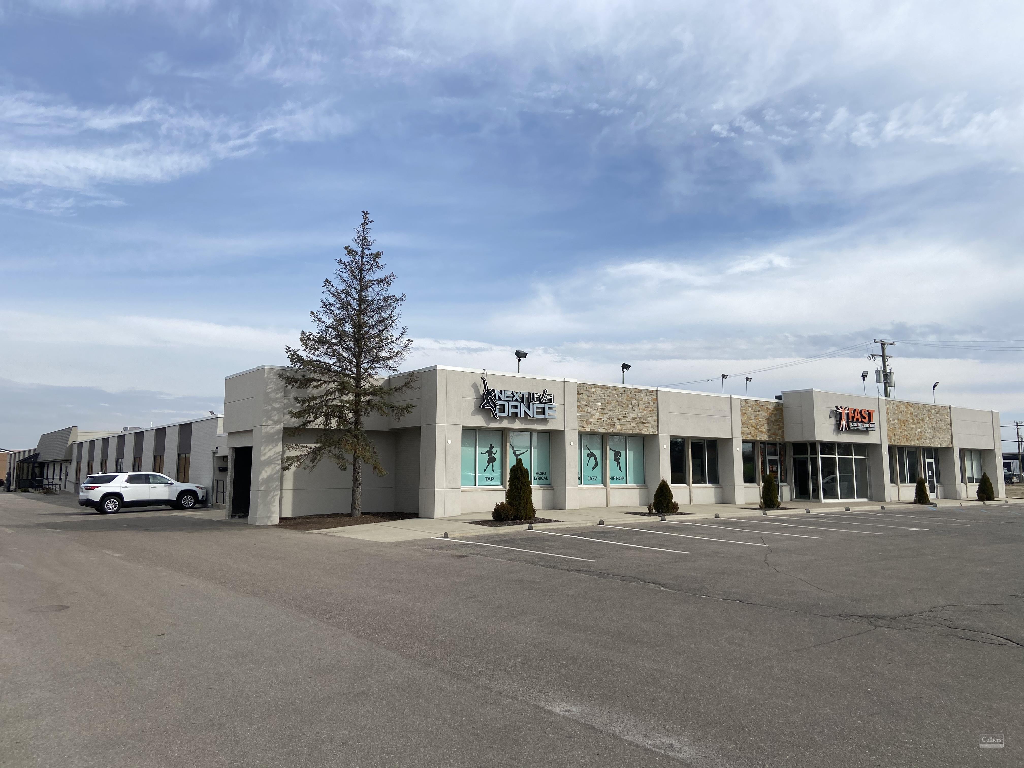 For Sale or Lease > Maple Commerce Center - #1