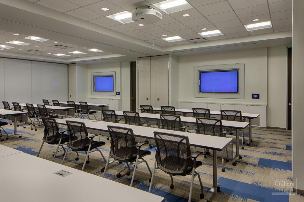 For Sublease | Full Floor A++ Space in Galleria - #9