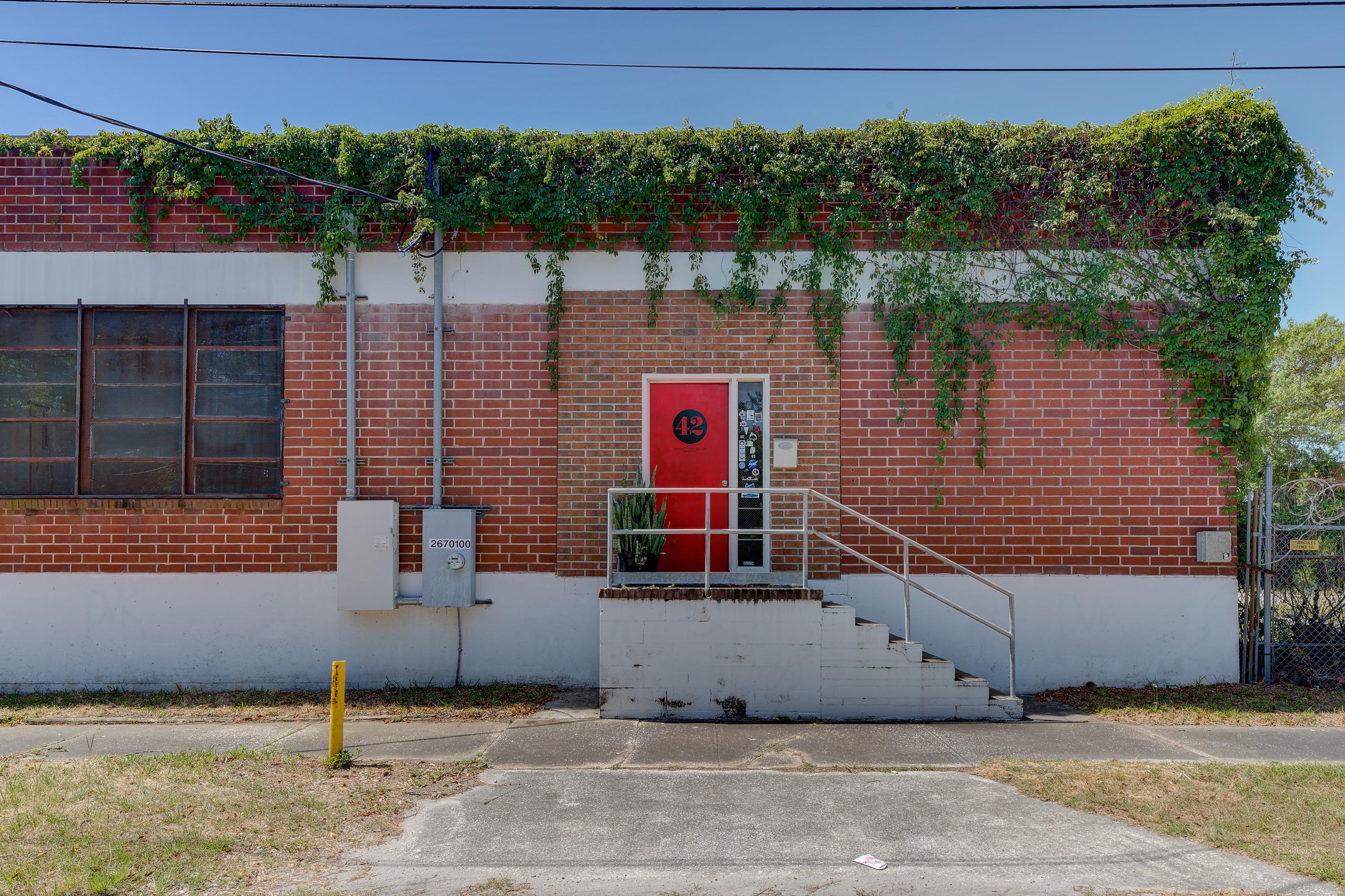 SOLD | Space 42 - 2670 Phyllis Street - #7