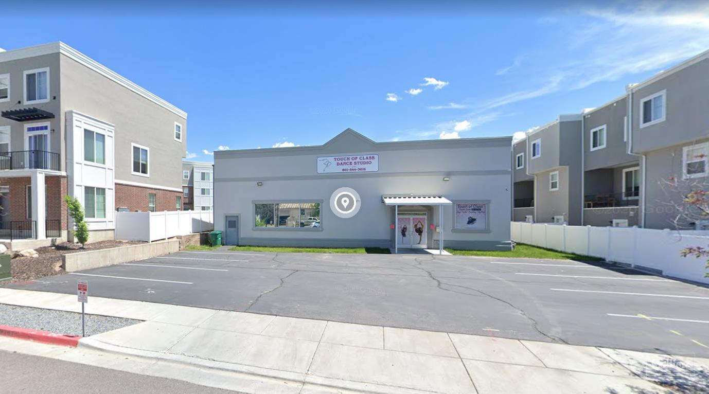 90 N Cross St (175 W) - #1