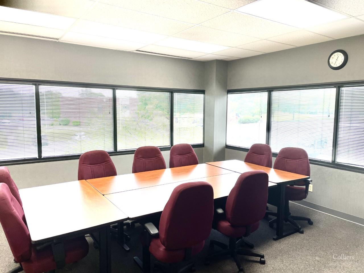 Full Furnished, Move-in Ready Space — Sublease - #4