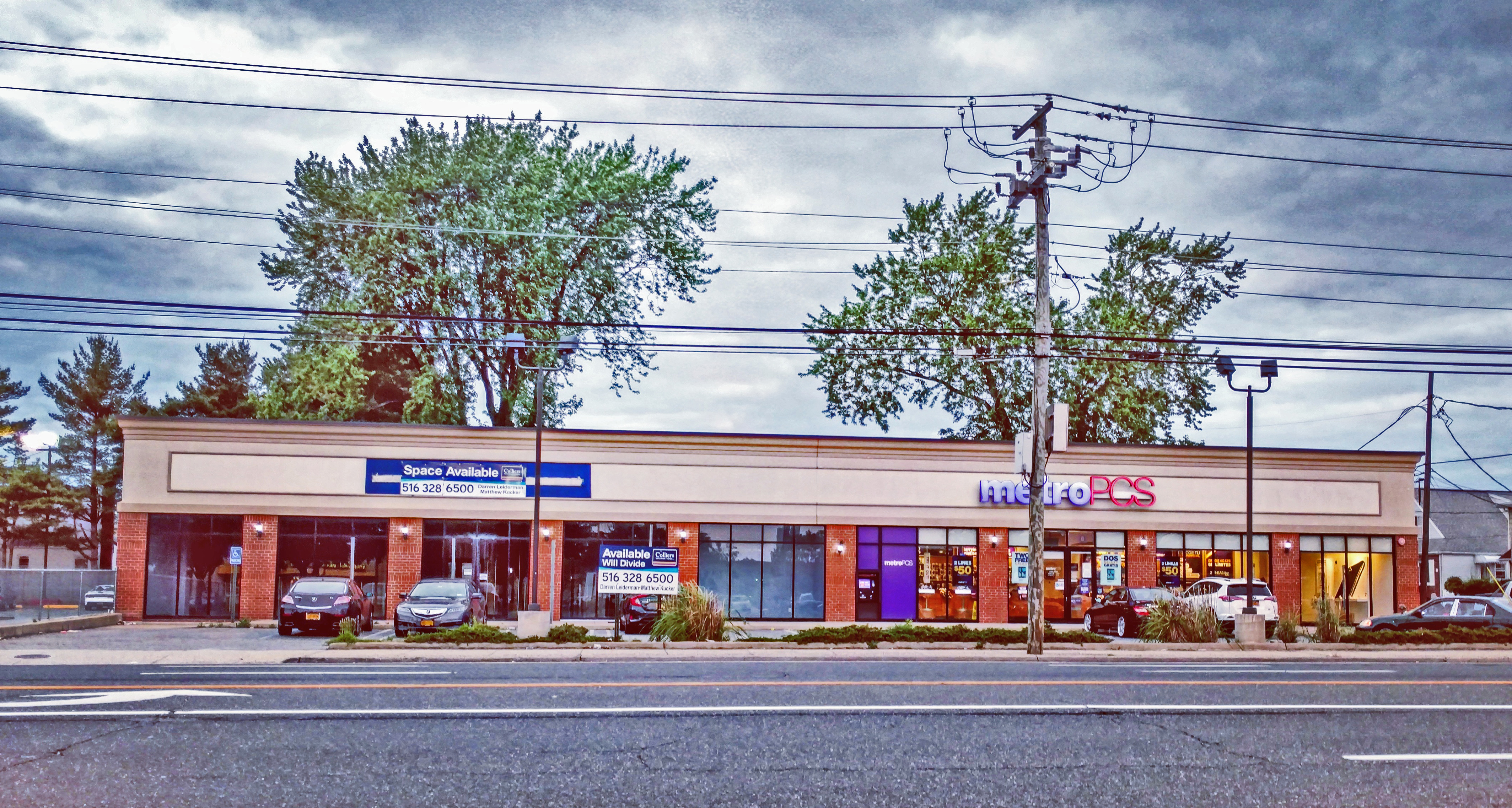 427 Old Country Road - Retail Space - #1