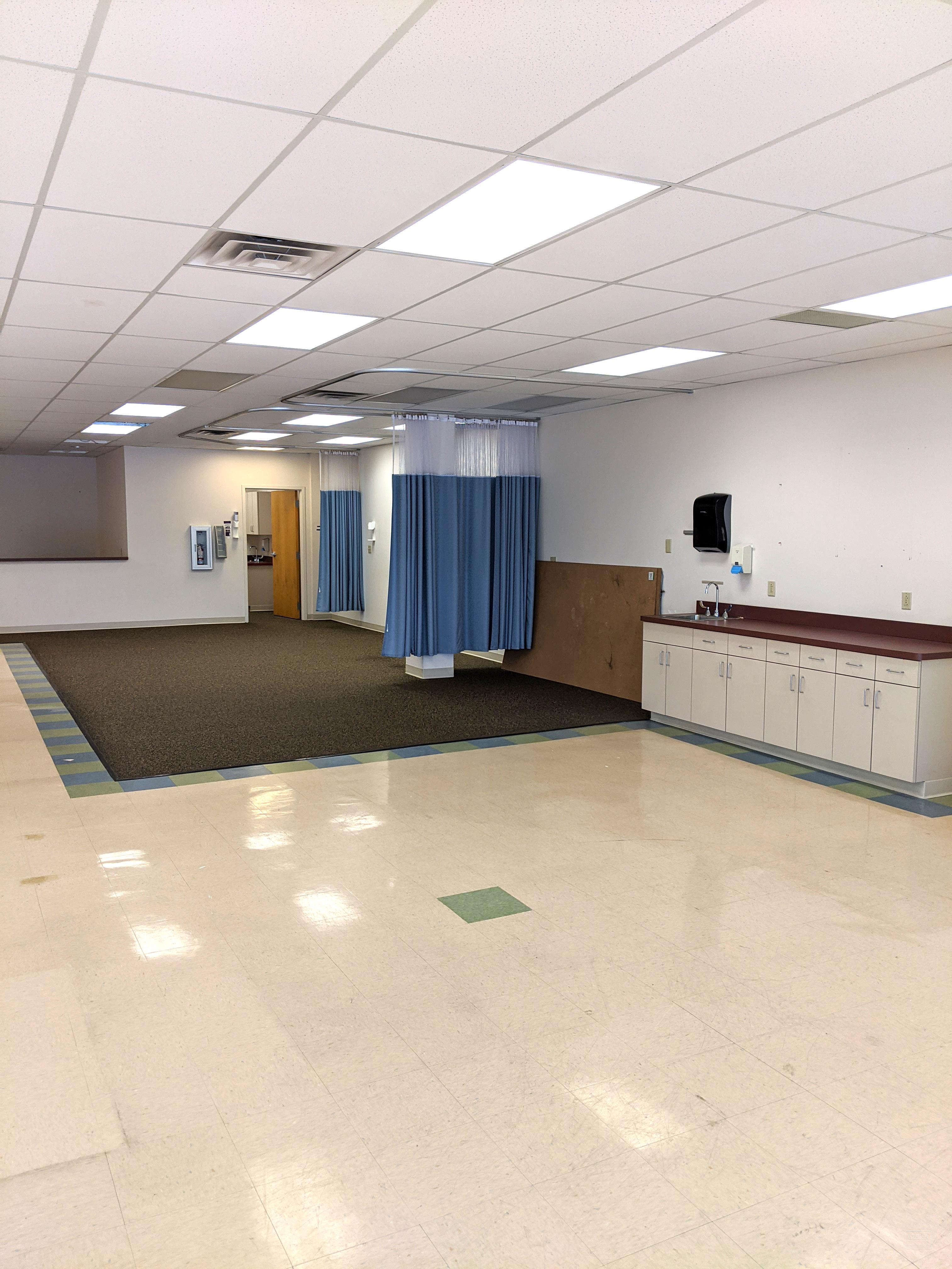 Medical Office in Garfield Heights - #2