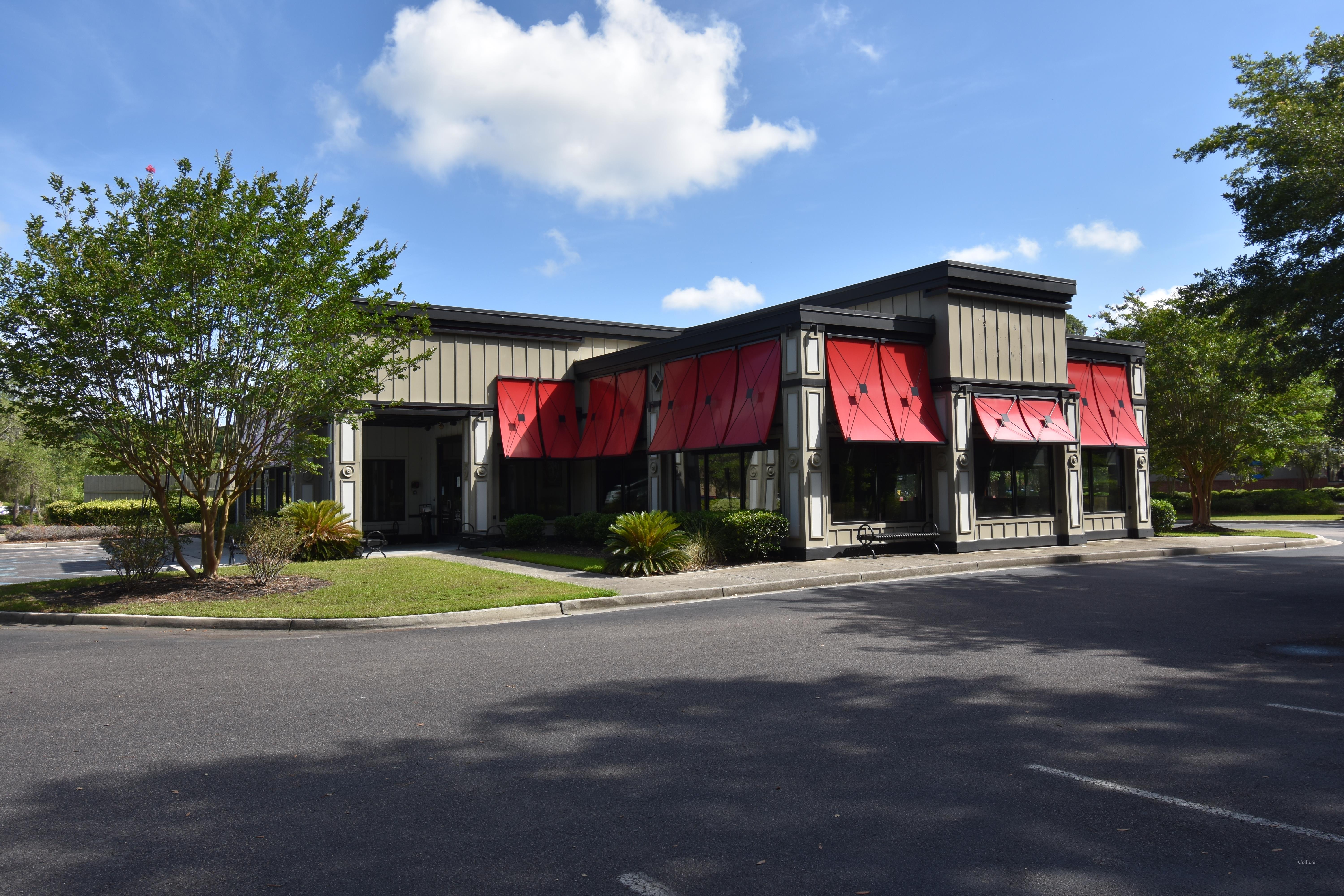 ±5,655-square-foot former restaurant available for lease, ground lease or redevelopment - #1