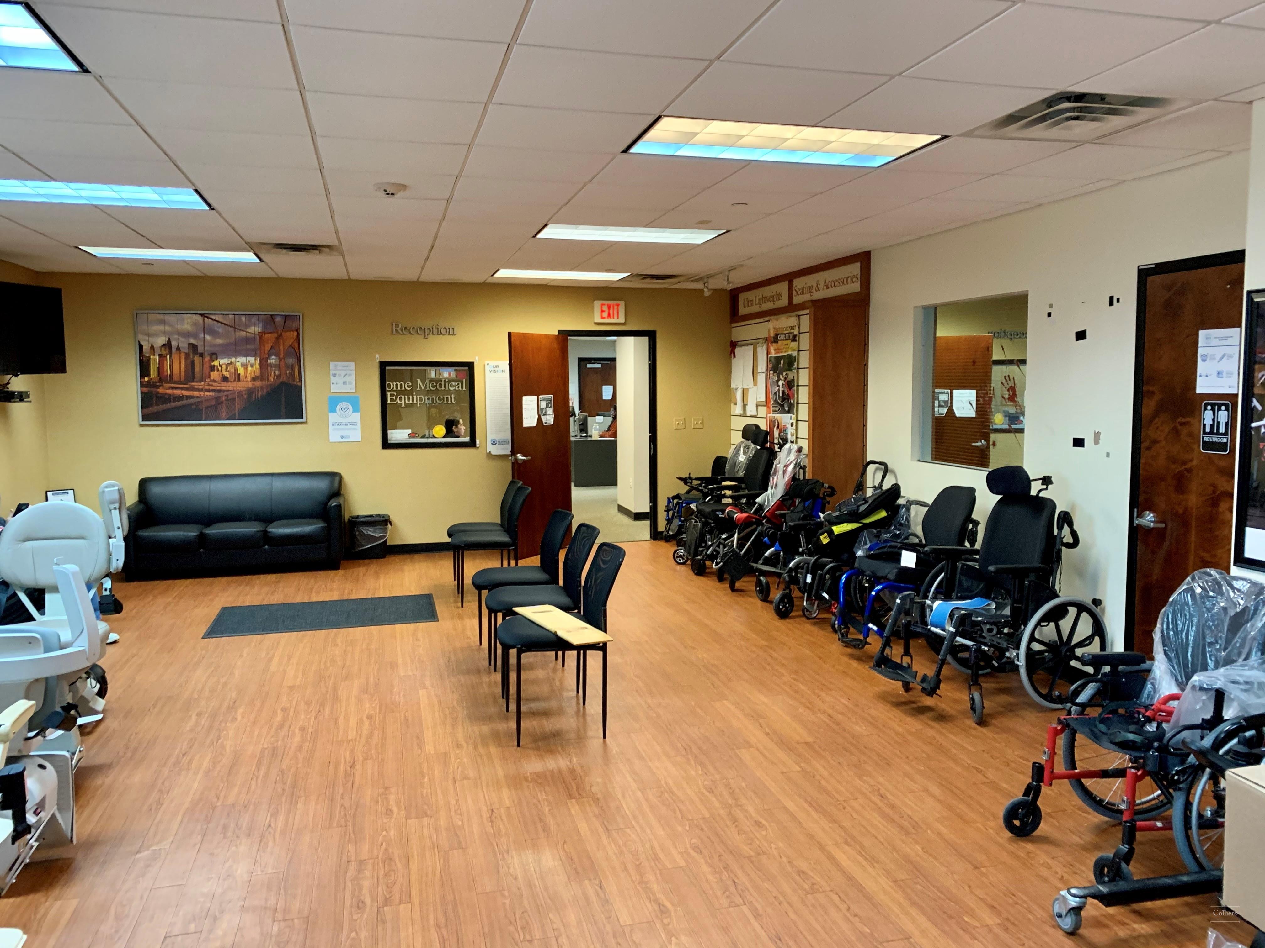 Flex/ Warehouse/ Office Space For Lease - #4